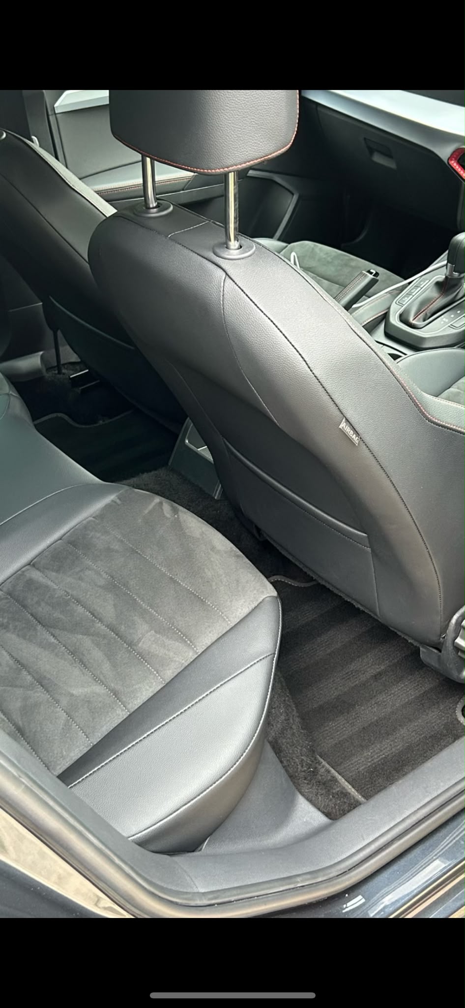 Detailed rear seat cabin
