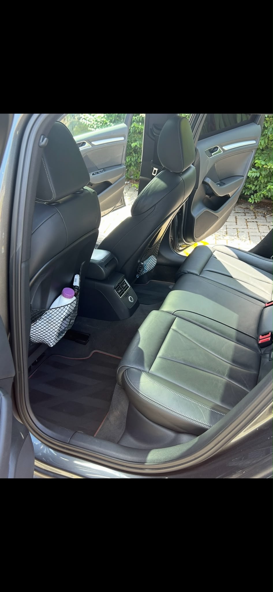 Rear passenger seating detail